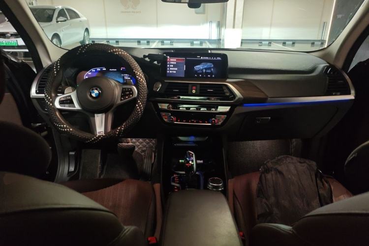 Used BMW X3 2021 xDrive28i M Sport Package Center Console