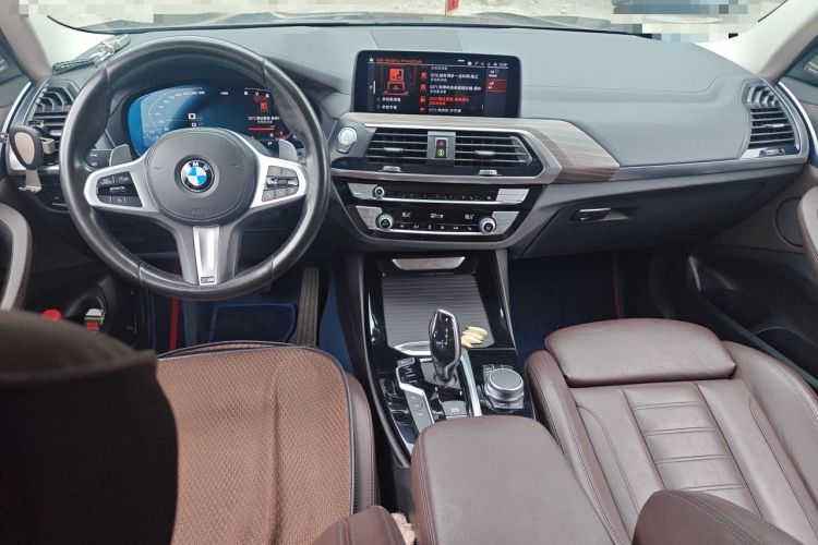 Used BMW X3 2021 xDrive28i M Sport Package Center Console