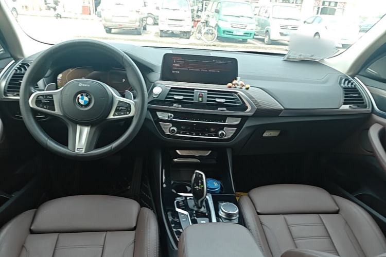 Used BMW X3 2021 xDrive28i M Sport Package Center Console