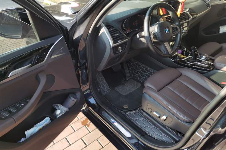 Used BMW X3 2021 xDrive25i M Sport Package Driver Seat