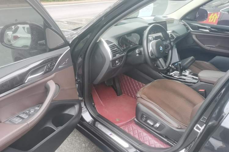 Used BMW X3 2021 xDrive30i Luxury Model with M Sport Package Driver Seat
