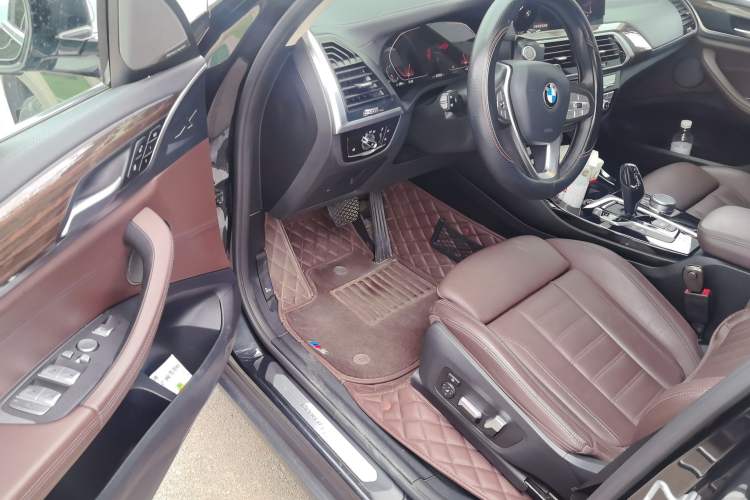 Used BMW X3 2021 Facelift xDrive28i Luxury Package Driver Seat