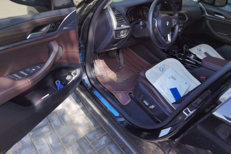 Used BMW X3 2021 xDrive28i Luxury Package Driver Seat