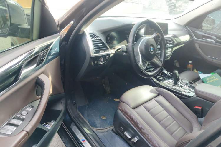 Used BMW X3 2021 xDrive28i Luxury Package Driver Seat