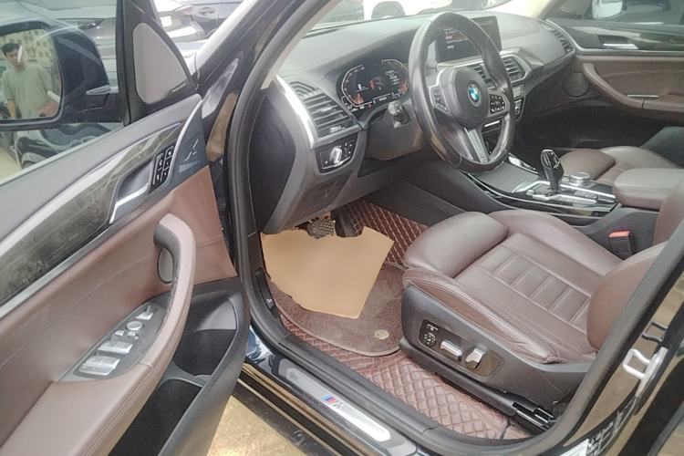 Used BMW X3 2021 xDrive30i Luxury Model with M Sport Package Driver Seat