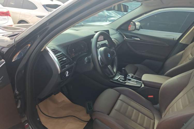 Used BMW X3 2021 Facelift xDrive28i M Sport Package Driver Seat