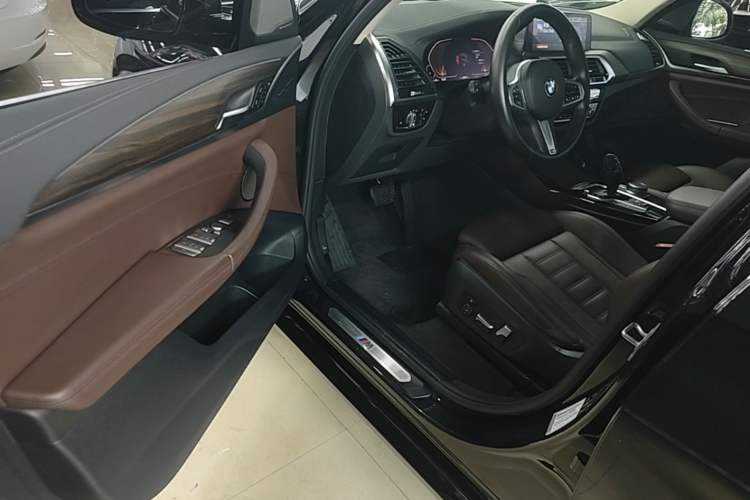 Used BMW X3 2021 xDrive28i M Sport Package Driver Seat