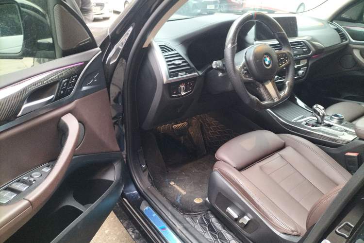 Used BMW X3 2021 xDrive25i Luxury Package Driver Seat