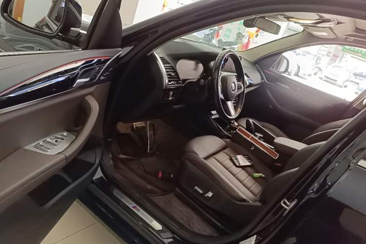 Used BMW X3 2021 xDrive25i M Sport Package Driver Seat