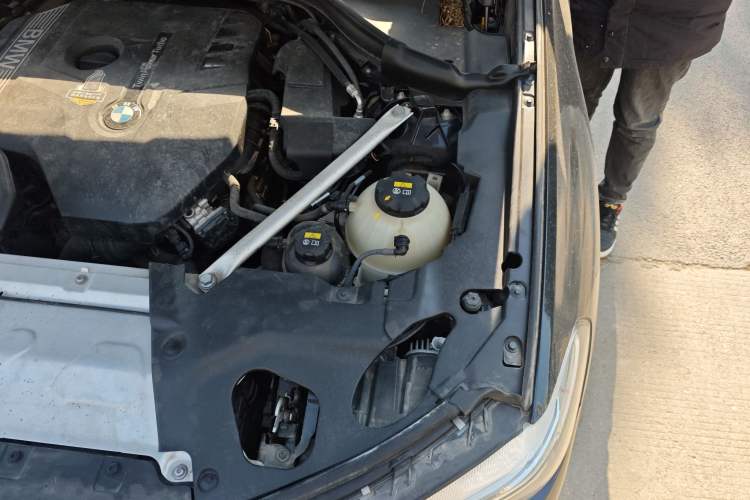 Used BMW X3 2021 xDrive25i M Sport Package Engine Bay Left