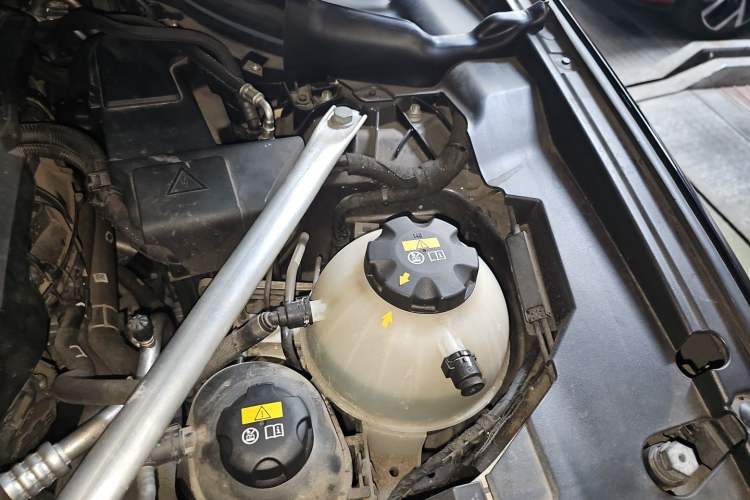 Used BMW X3 2021 xDrive28i M Sport Package Engine Bay Left