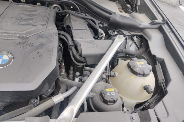 Used BMW X3 2021 xDrive28i Luxury Package Engine Bay Left