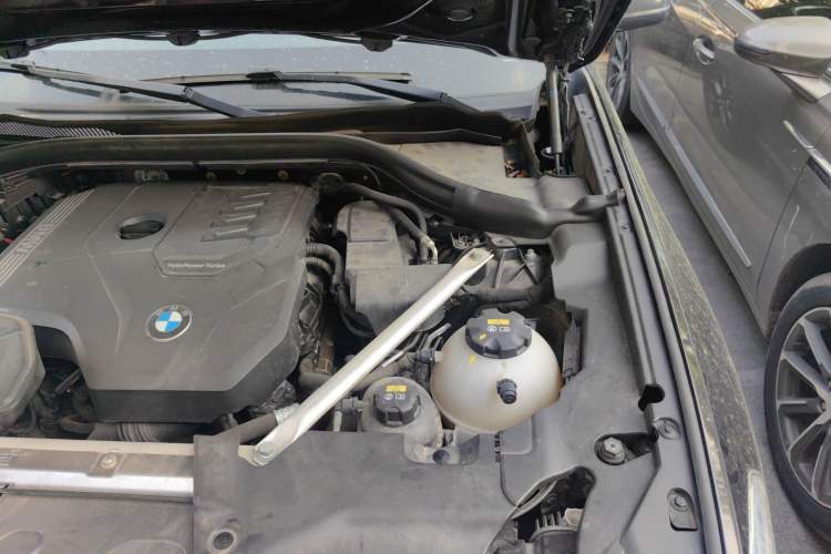 Used BMW X3 2021 xDrive28i Luxury Package Engine Bay Left