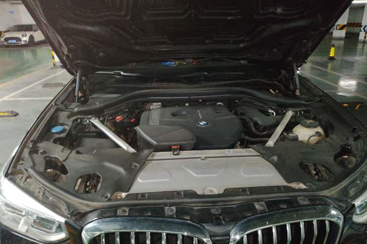 Used BMW X3 2021 xDrive25i Luxury Package Engine Bay