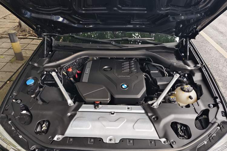 Used BMW X3 2021 Facelift xDrive28i M Sport Package Engine Bay