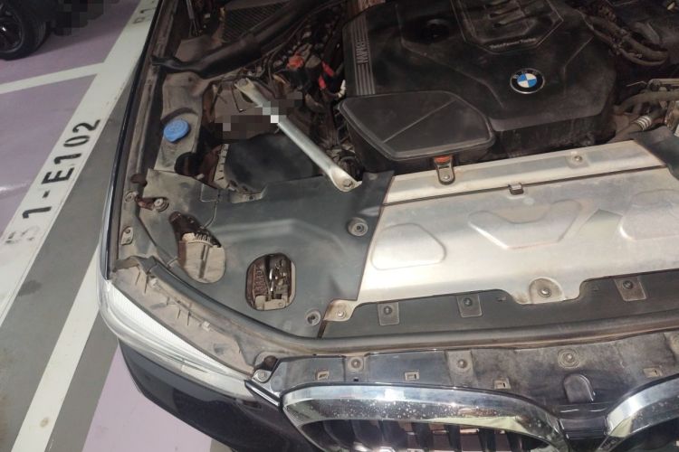 Used BMW X3 2021 xDrive28i M Sport Package Engine Bay Right