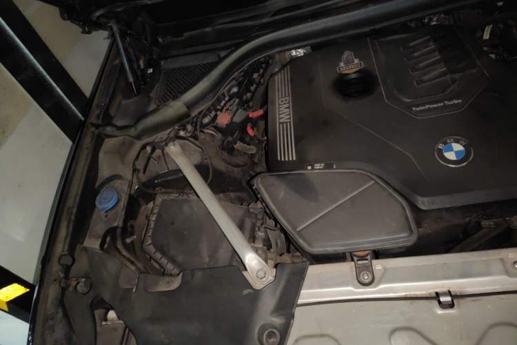 Used BMW X3 2021 xDrive25i M Sport Package Engine Bay Right