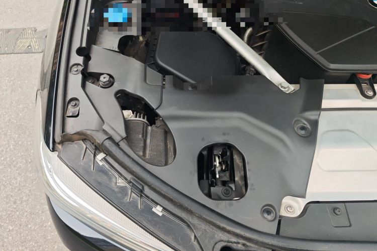 Used BMW X3 2021 xDrive25i M Sport Package Engine Bay Right