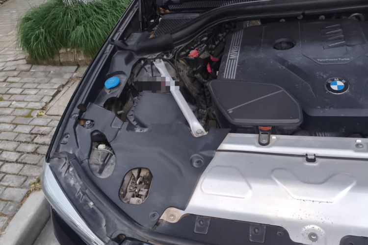 Used BMW X3 2021 Facelift xDrive28i M Sport Package Engine Bay Right