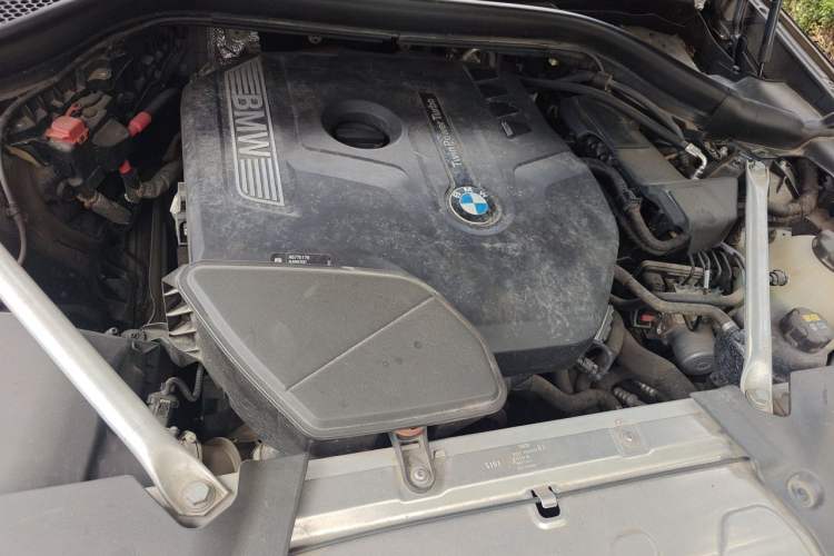 Used BMW X3 2021 xDrive28i Luxury Package Engine Bay Right