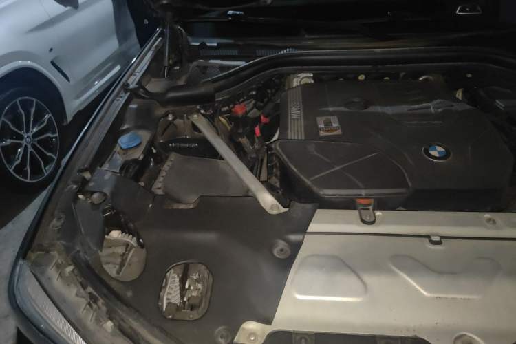 Used BMW X3 2021 xDrive28i M Sport Package Engine Bay Right