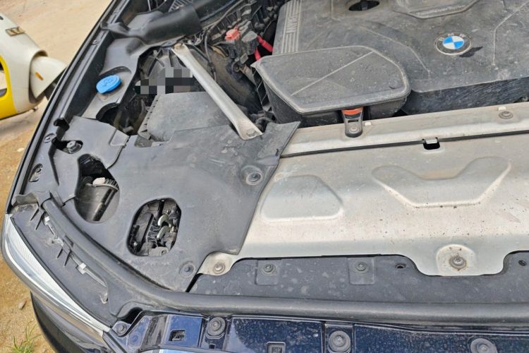 Used BMW X3 2021 xDrive25i M Sport Package Engine Bay Right