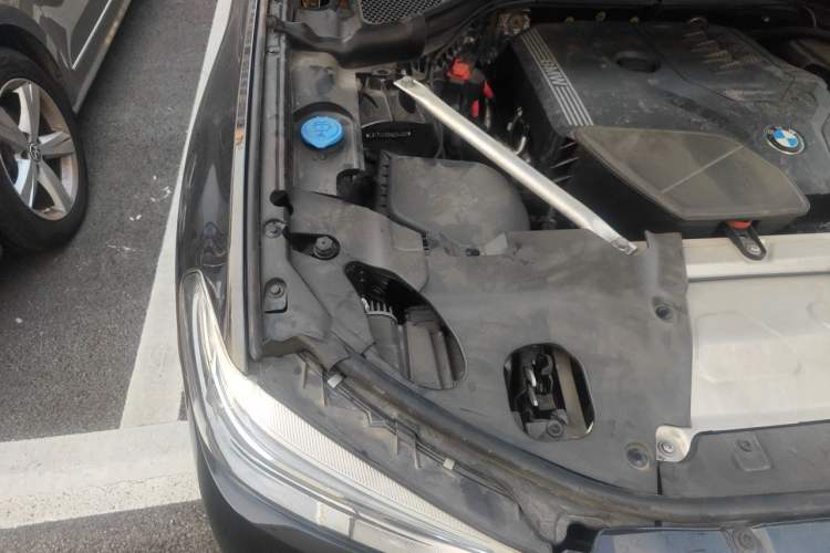Used BMW X3 2021 xDrive25i M Sport Package Engine Bay Right