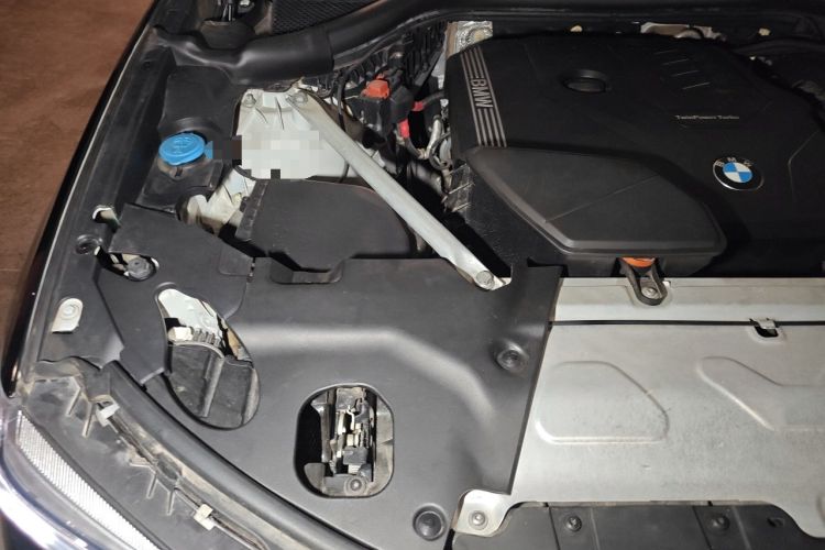 Used BMW X3 2021 xDrive28i M Sport Package Engine Bay Right
