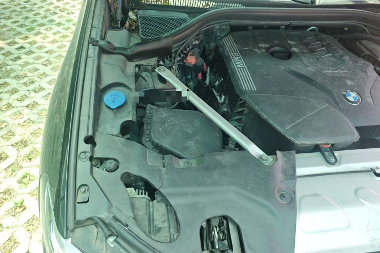 Used BMW X3 2021 Facelift xDrive28i Luxury Package Engine Bay Right