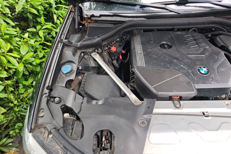 Used BMW X3 2021 xDrive25i M Sport Package Engine Bay Right