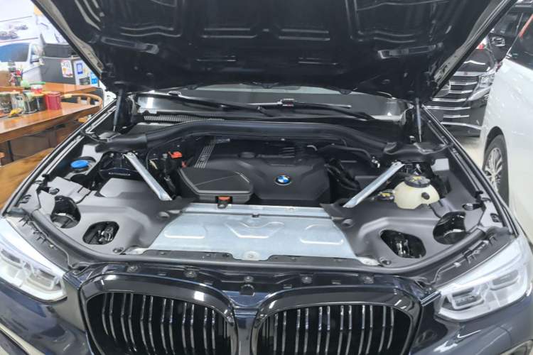 Used BMW X3 2021 Restyled xDrive25i M Sport Package Engine Bay