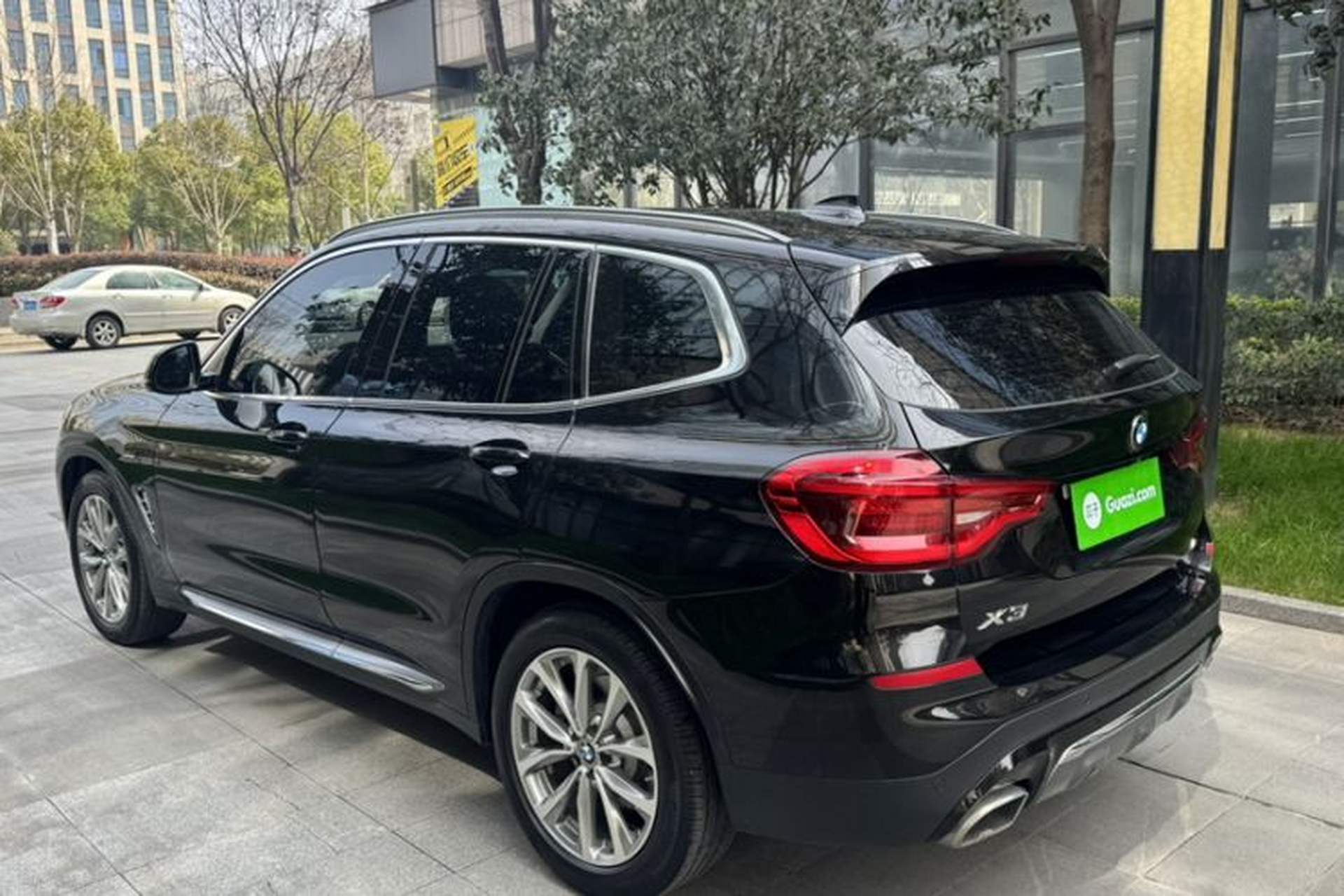 Used BMW X3 2021 xDrive25i Luxury Package Exterior 2