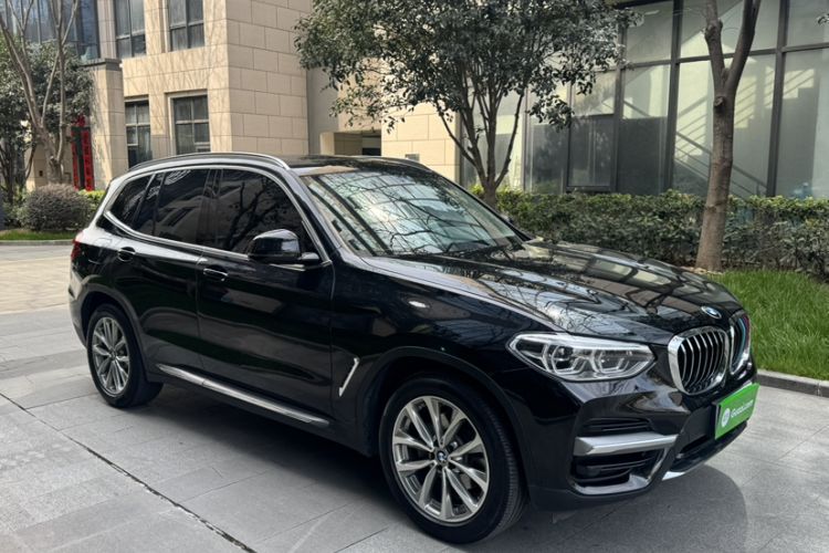 Used BMW X3 2021 xDrive25i Luxury Package Exterior 3