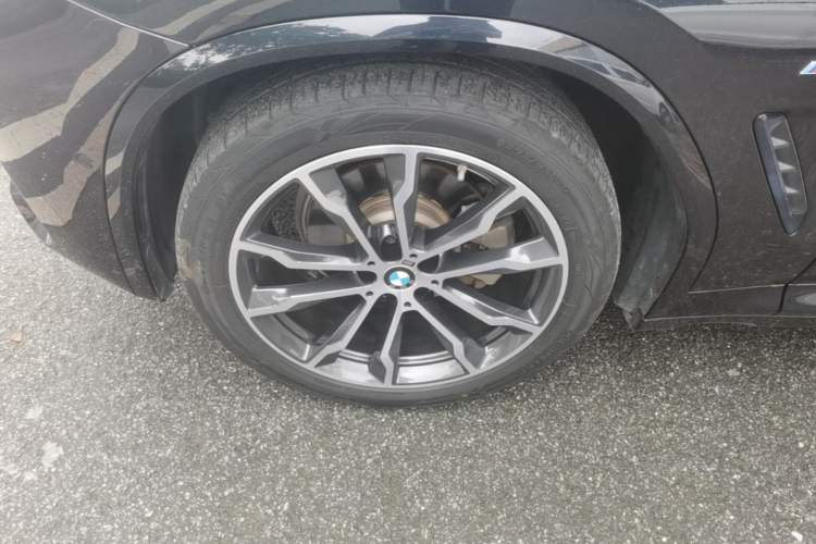 Used BMW X3 2021 xDrive30i Luxury Model with M Sport Package Exterior 4
