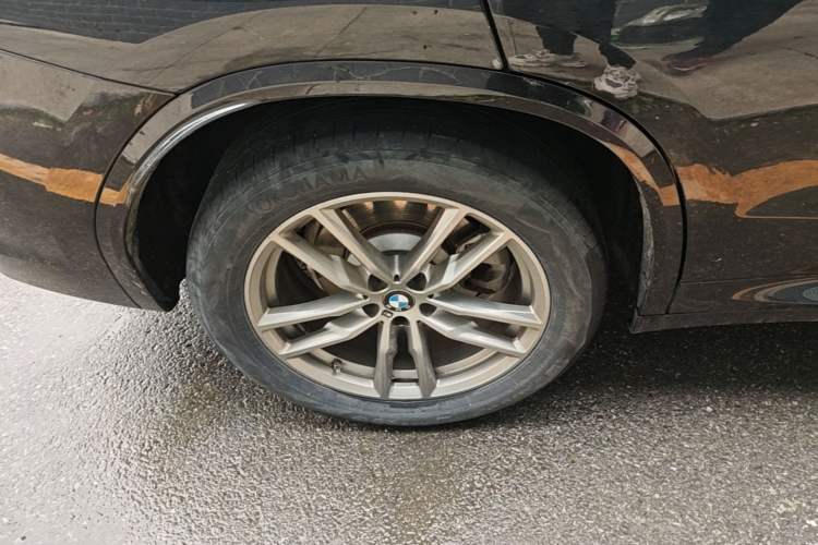 Used BMW X3 2021 xDrive25i M Sport Package Exterior 5