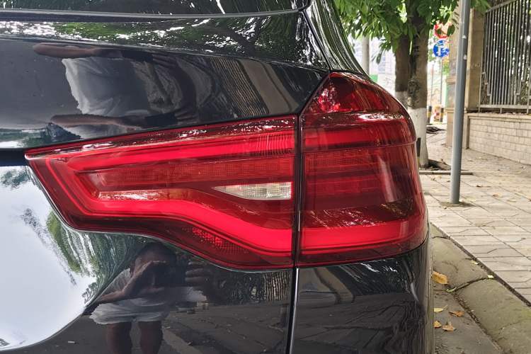 Used BMW X3 2021 Facelift xDrive28i M Sport Package Exterior 6