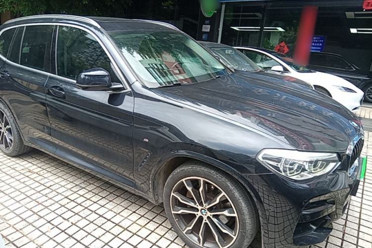 Used BMW X3 2021 xDrive30i Luxury Model with M Sport Package Front Right 45 Deg