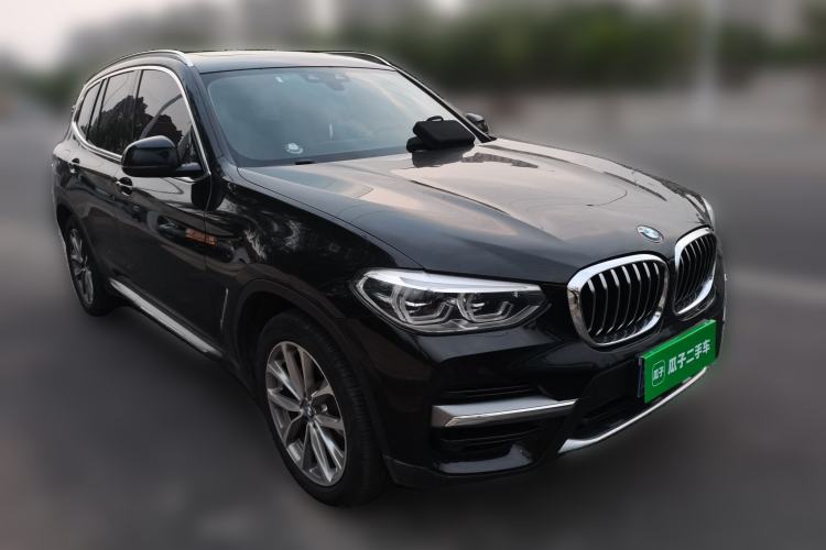 Used BMW X3 2021 xDrive25i Luxury Package Front Right 45 Deg