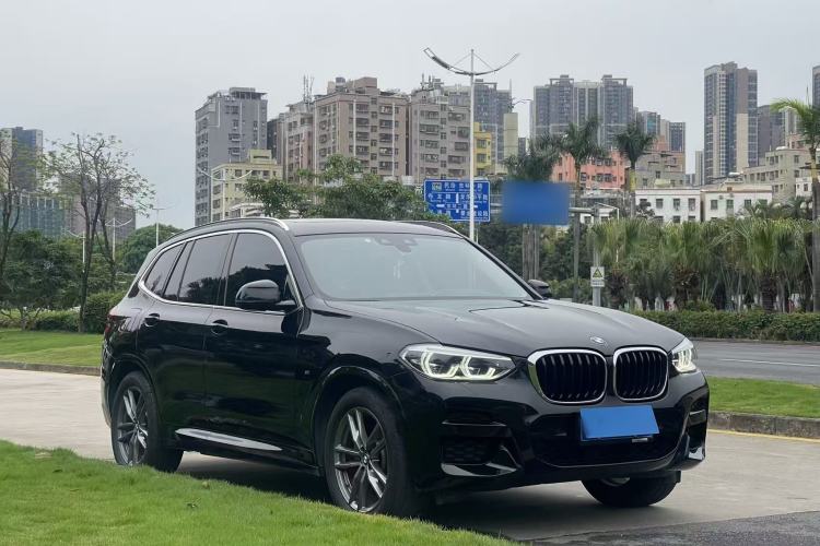 Used BMW X3 2021 xDrive25i M Sport Package Front Right 45 Deg
