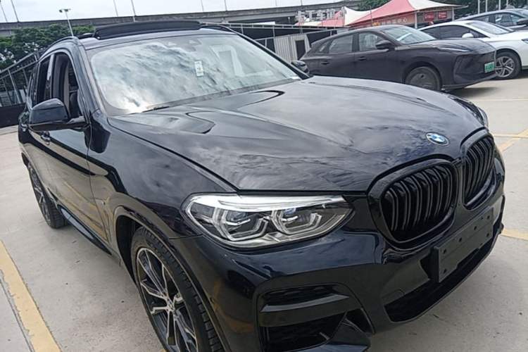 Used BMW X3 2021 xDrive30i Luxury Model with M Sport Package Front Right 45 Deg