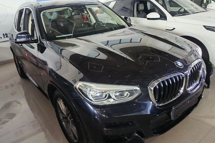 Used BMW X3 2021 xDrive25i M Sport Package Front Right 45 Deg