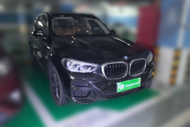 Used BMW X3 2021 xDrive30i Luxury Model with M Sport Package Front Right 45 Deg