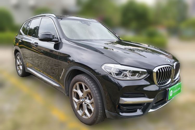 Used BMW X3 2021 xDrive28i Luxury Package Front Right 45 Deg