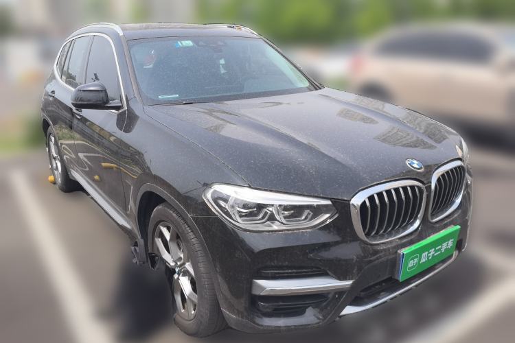 Used BMW X3 2021 xDrive28i Luxury Package Front Right 45 Deg