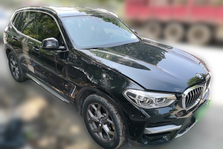 Used BMW X3 2021 Facelift xDrive28i Luxury Package Front Right 45 Deg