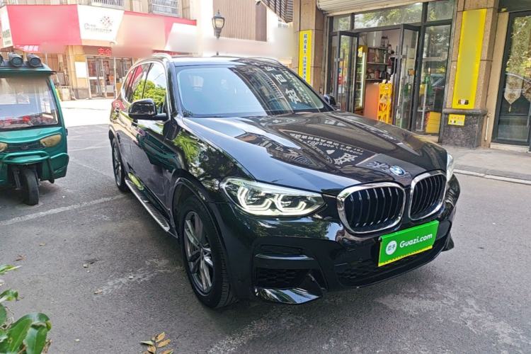 Used BMW X3 2021 xDrive25i Luxury Package Front Right 45 Deg
