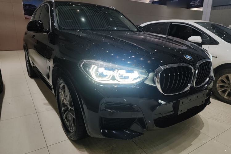 Used BMW X3 2021 xDrive30i Luxury Model with M Sport Package Front Right 45 Deg