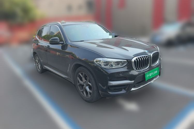 Used BMW X3 2021 xDrive28i Luxury Package Front Right 45 Deg