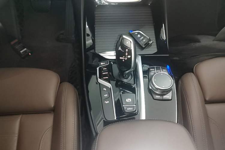 Used BMW X3 2021 xDrive28i Luxury Package Gear Lever