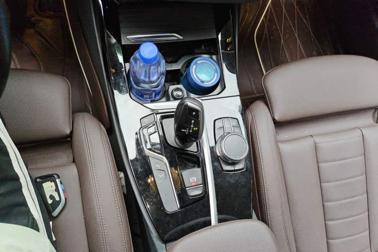 Used BMW X3 2021 xDrive25i M Sport Package Gear Lever
